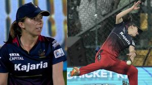 WPL 2024: వారెవ్వా వాటే ఫీల్డింగ్.. సిక్సర్‌ కాస్తా టూడీగా..! (వీడియో)