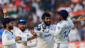 IND vs ENG నాలుగో టెస్ట్‌కు ఆ ఇద్దరు భారత ఆటగాళ్లు దూరం!