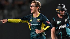 NZ vs AUS: ఆసీస్ చేతిలో న్యూజిలాండ్ ఘోర పరాజయం!