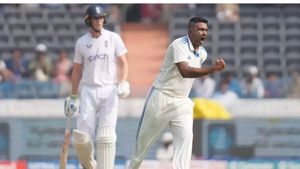 IND vs ENG: చరిత్ర సృష్టించిన అశ్విన్ (Video)