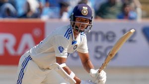 IND vs ENG 4th Test: చరిత్ర సృష్టించిన యశస్వి జైస్వాల్!