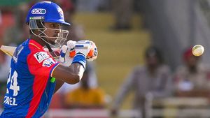 PBKS vs DC: ఒకే ఓవర్‌లో 5 బౌండరీలు.. 21 ఏళ్ల కుర్రాడి విధ్వంసం! (వీడియో)