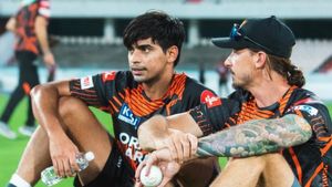 IPL 2024: SRH బౌలింగ్ కోచ్ అతనే.!