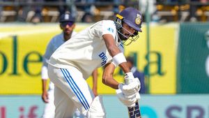 IND vs ENG: అతను యువరాజ్ సింగ్‌లానే ఆడుతున్నాడు.!