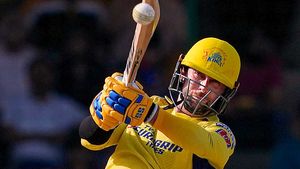 IPL 2024: డెవాన్ కాన్వే ఔట్.. CSK తరఫున ఆడే విదేశీ ఆటగాళ్లు వీరే!