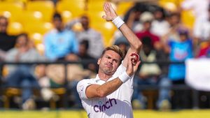 5th Test: చరిత్ర సృష్టించిన అండర్సన్ (Video)