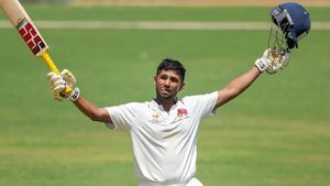 Ranji Trophy 2024: శతక్కొట్టిన సర్ఫరాజ్ తమ్ముడూ.. విజయం ముంగిట ముంబై!