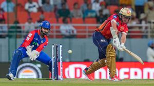 DC vs PBKS: ఢిల్లీ కొంపముంచిన మిచెల్ మార్ష్.. ఓడిపోయే మ్యాచ్‌లో గెలిచిన పంజాబ్!