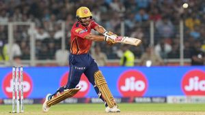 IPL: ఆ కుర్రాడిపై అంబానీ కన్ను!