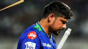 KKR vs RCB: కన్నీటి పర్యంతమైన కర్ణ్ శర్మ! (వీడియో)