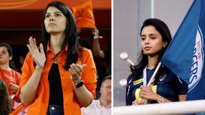 IPL 2024: ఇప్పుడు కావ్య పాప.. అప్పట్లో గాయత్రి రెడ్డి! పిచ్చెక్కించే అందాలు