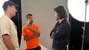 SRH ఆటగాళ్లను కలిసిన టాలీవుడ్ టాప్ హీరో.. ఫొటోలు వైరల్!