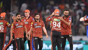 క్రికెట్ అభిమానులూ సజ్జనార్ మాట వింటారు కదా