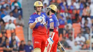 GT vs RCB: జాక్స్ మెరుపు సెంచరీ.. ఆర్సీబీ ఘన విజయం