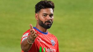 DC vs KKR: అందుకే ముఖేష్ కుమార్ ఆడటం లేదు: రిషభ్ పంత్