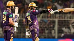 KKR vs PBKS: సునీల్ నరైన్, ఫిల్ సాల్ట్ విధ్వంసం.. పంజాబ్ ముందు భారీ లక్ష్యం!