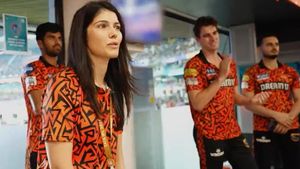 IPL 2024 టైటిల్ చేజారినా.. మేం తల ఎత్తుకునేలా ఆడారు: కావ్యా మారన్ (వీడియో)