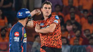 SRH vs LSG: సన్‌రైజర్స్ హైదరాబాద్ కొంపముంచిన ప్యాట్ కమిన్స్!