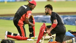 IPL 2024: కాకా! రీ ఎంట్రీ ఇవ్వు.. నీ కోసమే ఆ రూల్! క్రిస్ గేల్‌కు కోహ్లీ ఆఫర్!(వీడియో)