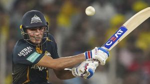 GT vs CSK: చరిత్ర సృష్టించిన గిల్: కోహ్లి రికార్డు సమం