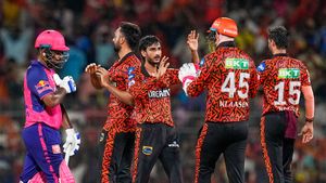 SRH vs RR: మలుపు తిప్పిన షెహ్‌బాజ్, అభిషేక్.. ఫైనల్‌కు సన్‌రైజర్స్ హైదరాబాద్!