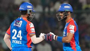 DC vs LSG: కుర్రాళ్లు మెరుపు అర్ధశతకాలు.. లక్నోకు భారీ లక్ష్యం