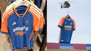 T20 World Cup 2024: కలర్‌ఫుల్‌గా టీమిండియా జెర్సీ.. కోహ్లీ లేకుండానే..!(వీడియో)