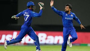 AFG vs BAN: సంచలనం.. సెమీస్‌కు చేరిన అఫ్గానిస్థాన్!