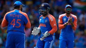 IND vs AUS: క్యాచ్ వదిలేసిన పంత్.. బండ బూతులు తిట్టిన రోహిత్(వీడియో)