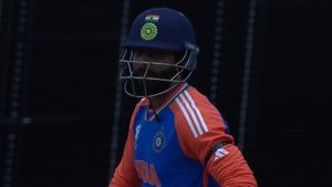 IND vs AFG: రవీంద్ర జడేజా చెత్త షాట్.. సహనం కోల్పోయిన విరాట్ కోహ్లీ, రోహిత్ శర్మ! (వీడియో)