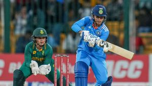 IND vs SA: చరిత్ర సృష్టించిన స్మృతి మంధాన.. ఆల్‌టైమ్ రికార్డు!