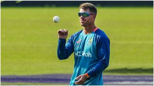 అందుకే రిటైర్మెంట్ వెనక్కి తీసుకుంటున్నా- డేవిడ్ వార్నర్