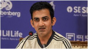 IND vs SL: అతన్ని తీసుకొని గంభీర్ తప్పు చేశాడా? టీమిండియాకు విదేశీ కోచ్ అవసరమా..?