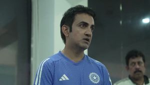 IND vs SL: డ్రెస్సింగ్ రూమ్‌లో ప్లేయర్లకు వార్నింగ్ ఇచ్చిన గంభీర్ (Video)