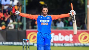 IND vs ZIM: ఆ ఓటమిని తట్టుకోలేకపోయా.. వారి వల్లే ఈ శతకం: అభిషేక్ శర్మ