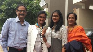 Exclusive: ఆయనకు స్పెషల్ థ్యాంక్స్..ఫైనల్స్‌కు నా బిడ్డ గ్యారెంటీ: పీవీ సింధు తండ్రి