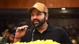 అతన్ని జట్టు నుంచి తప్పించేవాడిని- రోహిత్ శర్మ