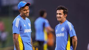 IND vs SL: అందుకే శుభ్‌మన్ గిల్‌‌ను తప్పించి సంజూను తీసుకున్నాం: సూర్యకుమార్ యాదవ్