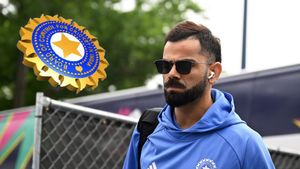 విరాట్ కోహ్లి‌పై వేటుకు సిద్ధమైన బీసీసీఐ.. ప్లాన్ ఇదే!