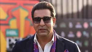 ఆ భారత ఆటగాడే ఆల్‌టైమ్ గ్రేటెస్ట్ బౌలర్.. వసీం అక్రమ్ కూడా జుజుబీ: ఇంగ్లండ్ మాజీ కెప్టెన్