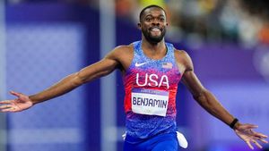 ఒలింపిక్స్‌లో రెండు స్వర్ణాలు సాధించిన క్రికెటర్ కొడుకు!