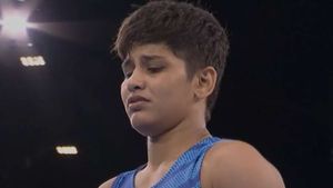 Paris Olympics 2024: స్మగ్లింగ్ కు పాల్పడ్డ భారత అథ్లెట్ సోదరి..!