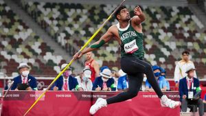 Paris Olympics 2024: చరిత్ర సృష్టించిన పాక్ జావెలిన్ త్రోయర్..!