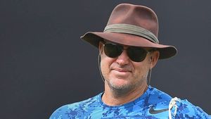 IND vs AUS: కోహ్లి, రోహిత్ కాదు..ఆ బ్యాటరే భారత్‌కు కీలకం: మాథ్యూ హేడెన్