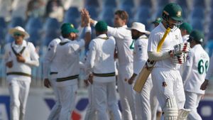 PAK vs BAN టెస్ట్ సిరీస్.. టికెట్ ధర రూ. 15