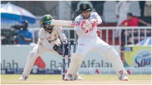 PAK vs BAN: తేలిపోయిన పాక్ బౌలర్లు.. బంగ్లాదేశ్‌కు భారీ ఆధిక్యం!