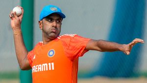 టీమిండియాలోకి అశ్విన్ రీఎంట్రీ..?