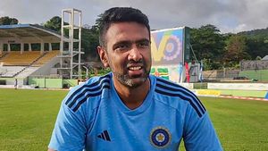 Ashwin All Time IPL XI: సన్‌రైజర్స్ నుంచి ఒక్కడే.. ఆ స్టార్ ఆటగాళ్లకు దక్కని చోటు!