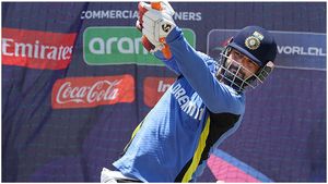 IPL 2025: ఢిల్లీకి బైబై..సీఎస్కే‌కి వెళ్తున్నా: హింట్ ఇచ్చిన పంత్