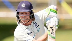 26 ఏళ్లకే ఆస్ట్రేలియా స్టార్ క్రికెటర్ రిటైర్మెంట్!